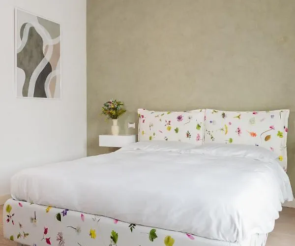 Bardolino Suite Lägenhet *