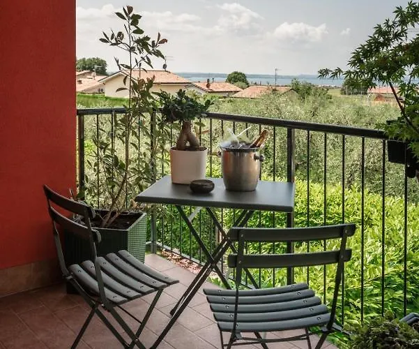 Bardolino Suite Lägenhet *